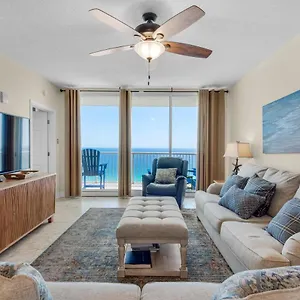  Apartment Majestic Towers 2-1708